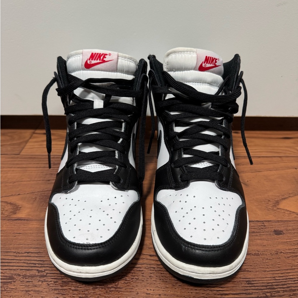 Nike Panda High Dunks sz 7.5